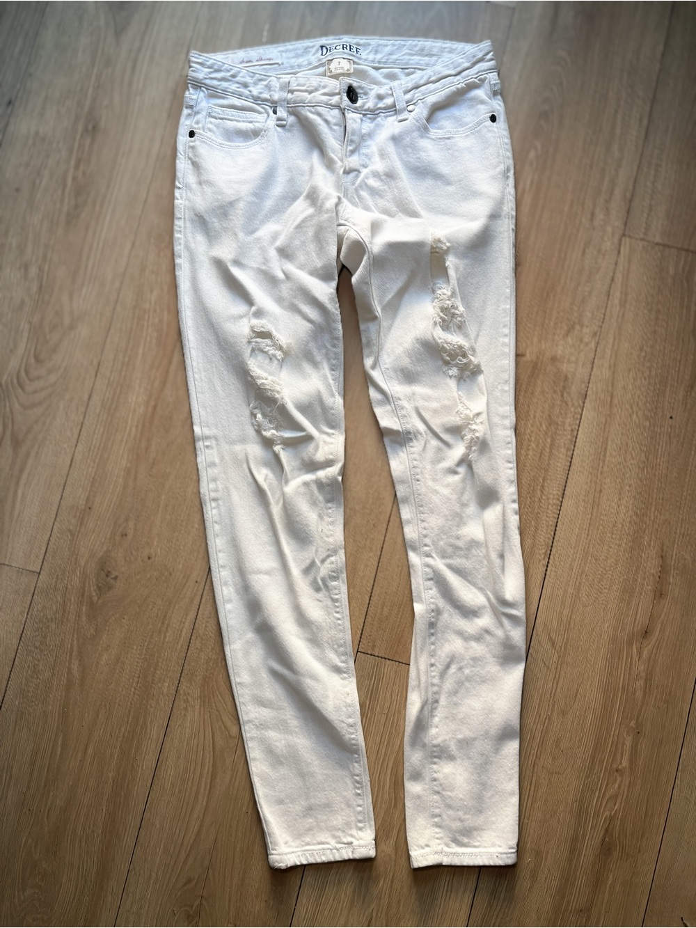 Decree White Ripped Skinny Jeans
